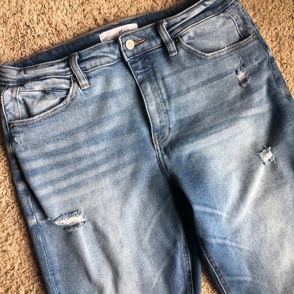 Kancan medium wash straight leg jean